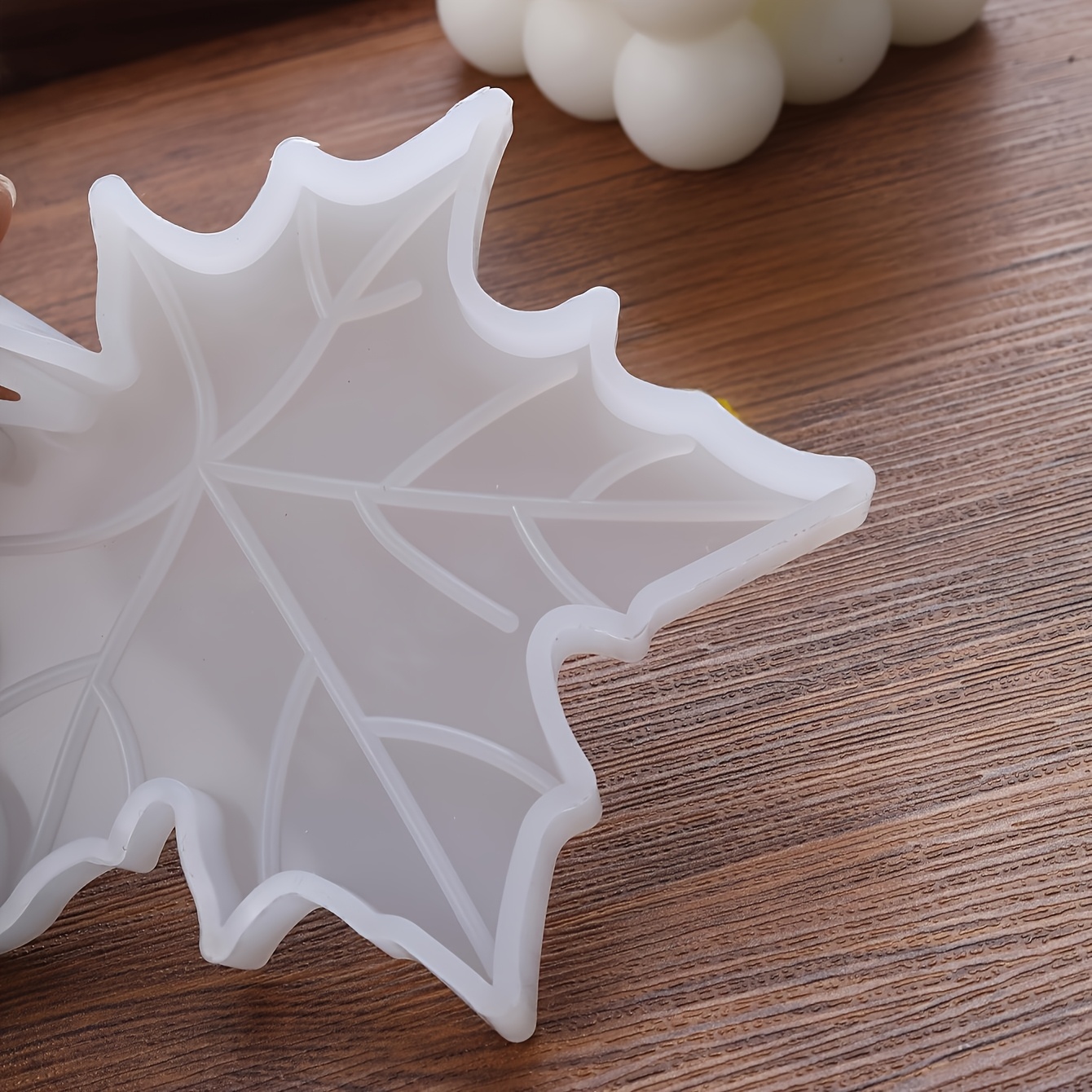1PC Maple Leaf shaped Silicone - Soap Making Organic 评论和价格