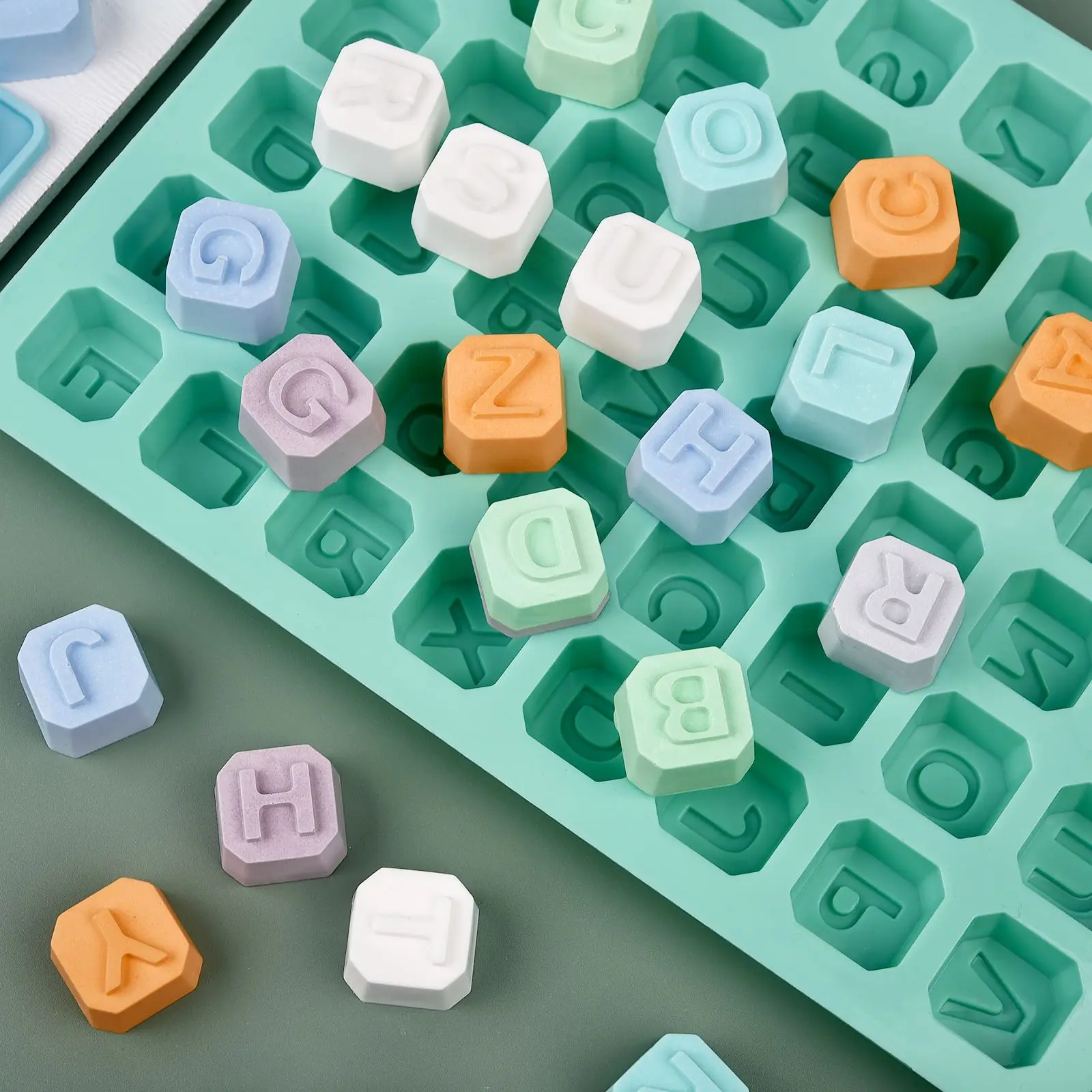 48 Letter Enghish Alphabet let - Soap Making Organic 评论和价格